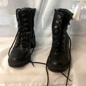 STEVE MADDEN COMBAT BOOTS
